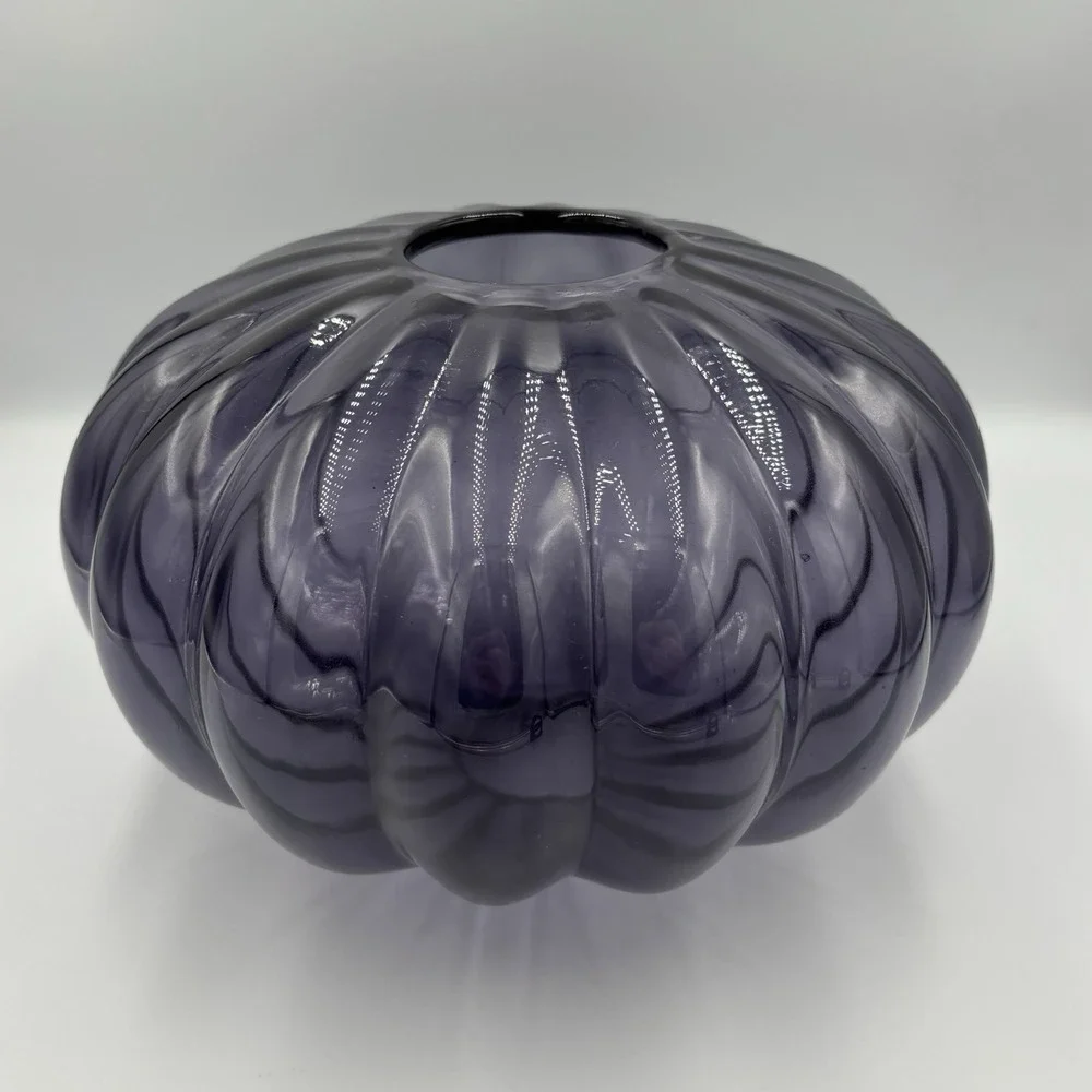 The Unbranded Brand vintage purple